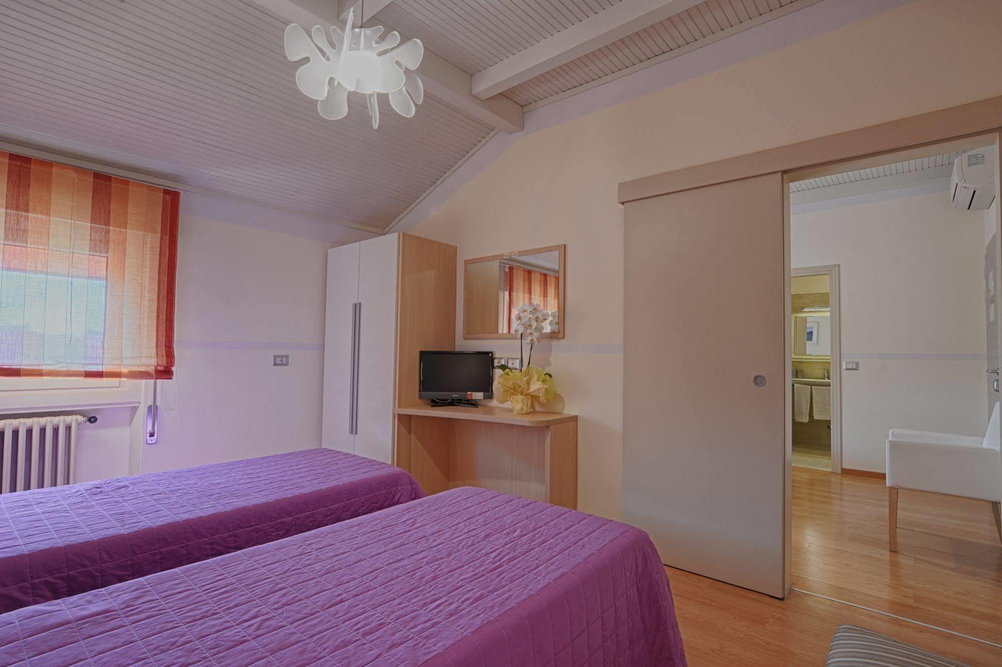 Hotel Europa - Сорико Экстерьер фото